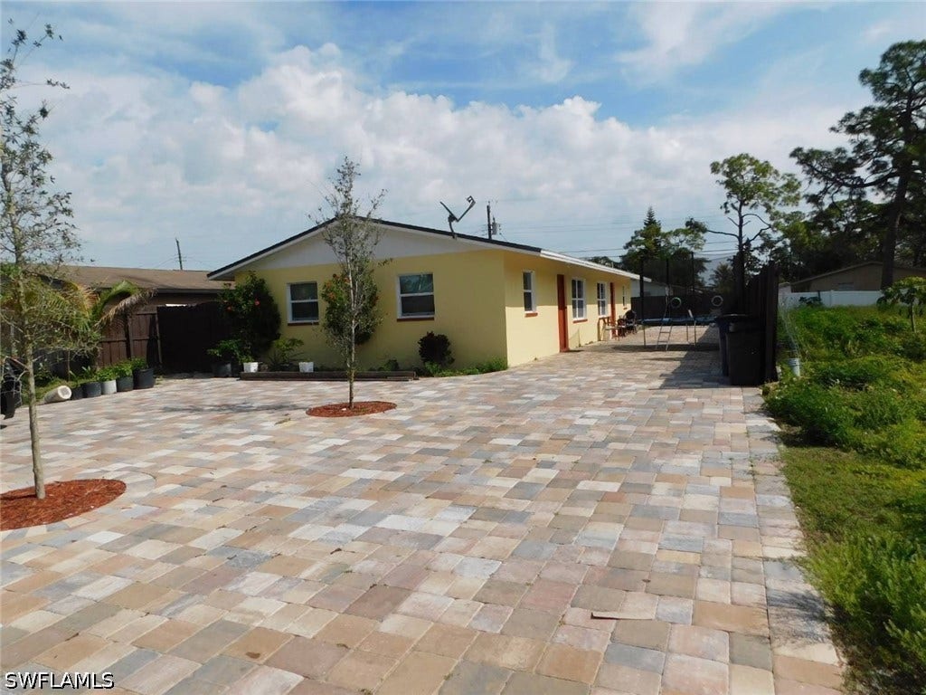 5529 6th Avenue, Fort Myers, FL 33907 5529 6th Avenue, Fort Myers, FL 33907