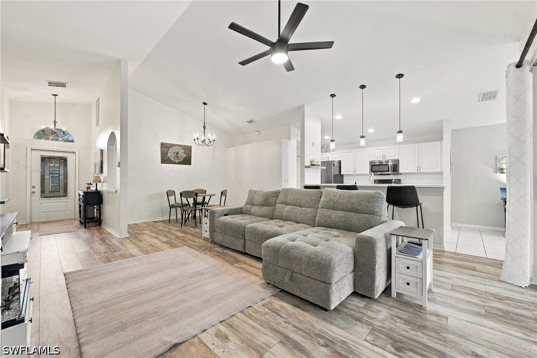 21572 Brixham Run Loop, Estero, FL 33928