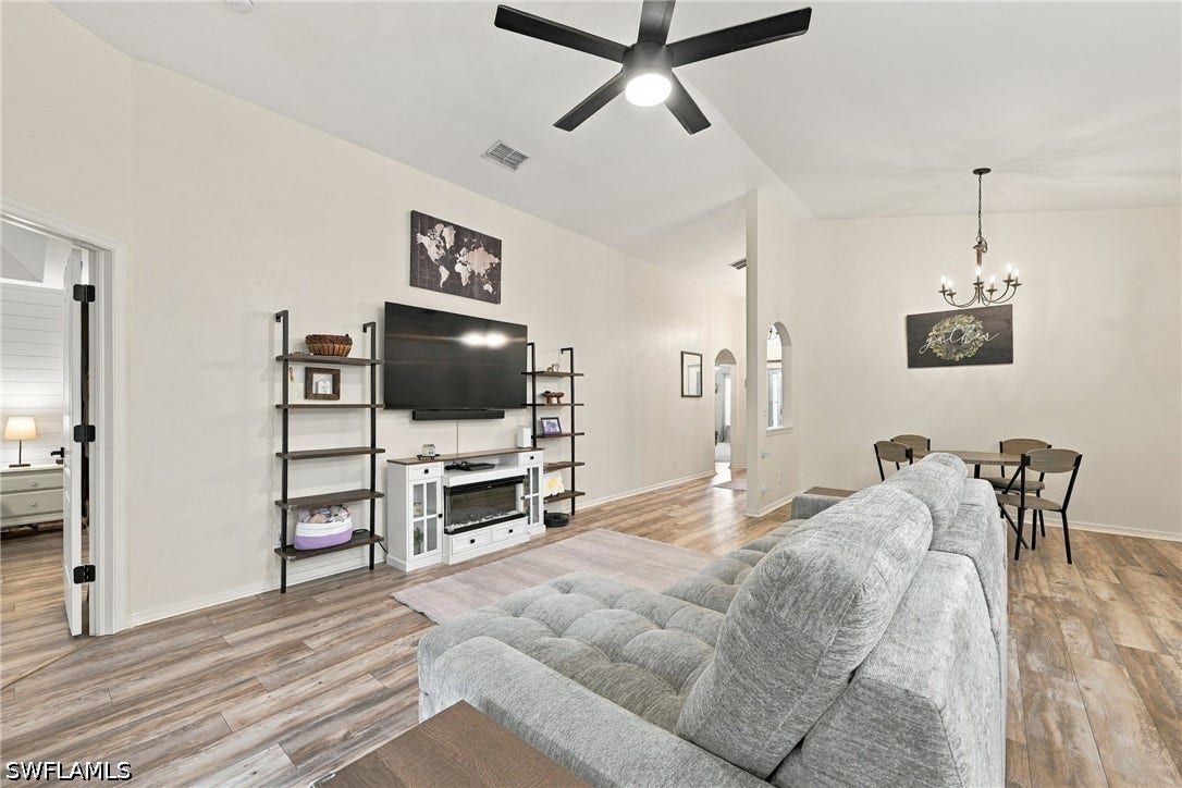 21572 Brixham Run Loop, Estero, FL 33928