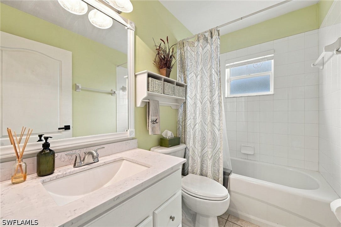 21572 Brixham Run Loop, Estero, FL 33928