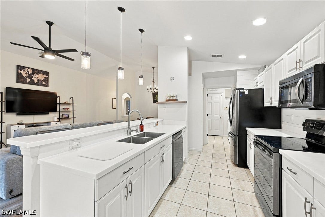 21572 Brixham Run Loop, Estero, FL 33928