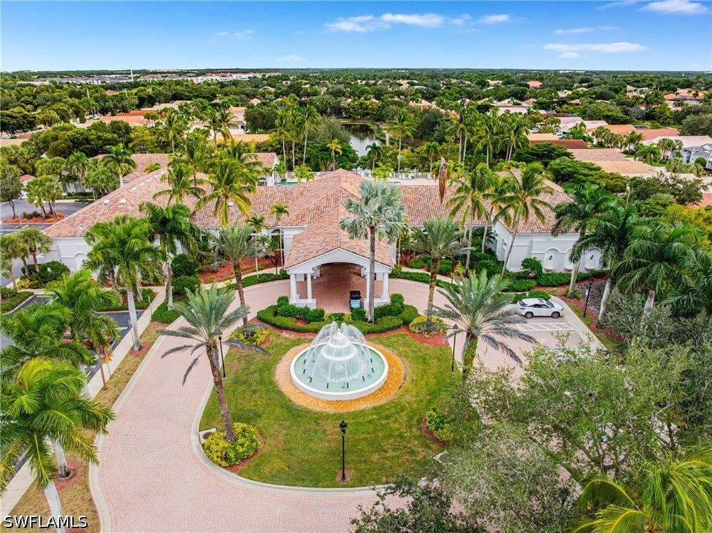 9290 Springview Loop, Estero, FL 33928