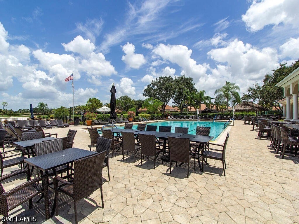 5765 Mango Circle, Naples, FL 34110