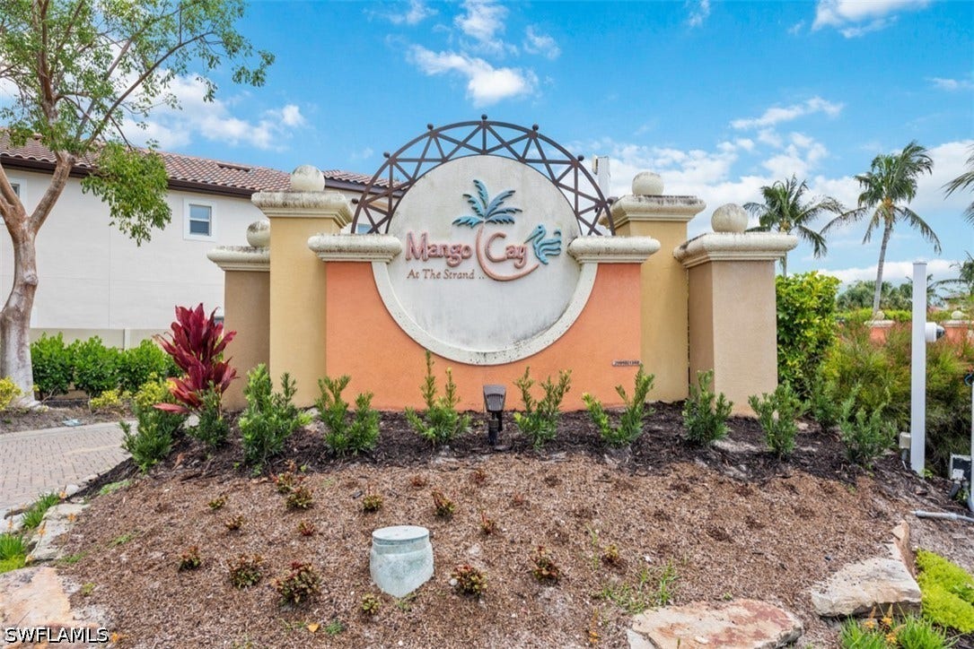 5765 Mango Circle, Naples, FL 34110