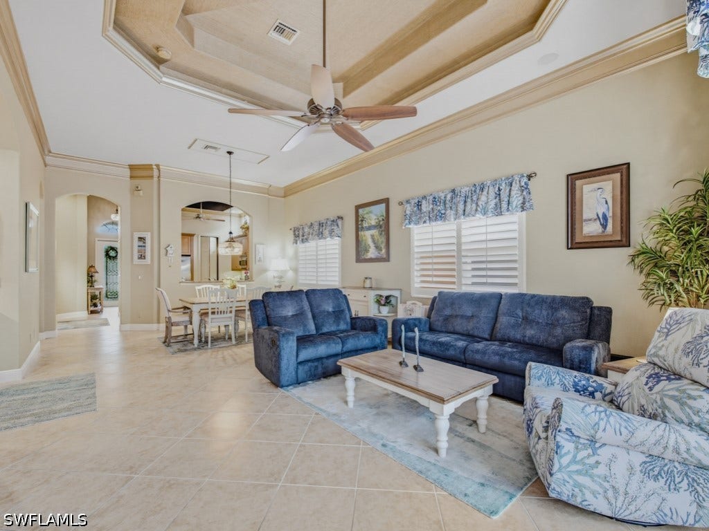 5765 Mango Circle, Naples, FL 34110