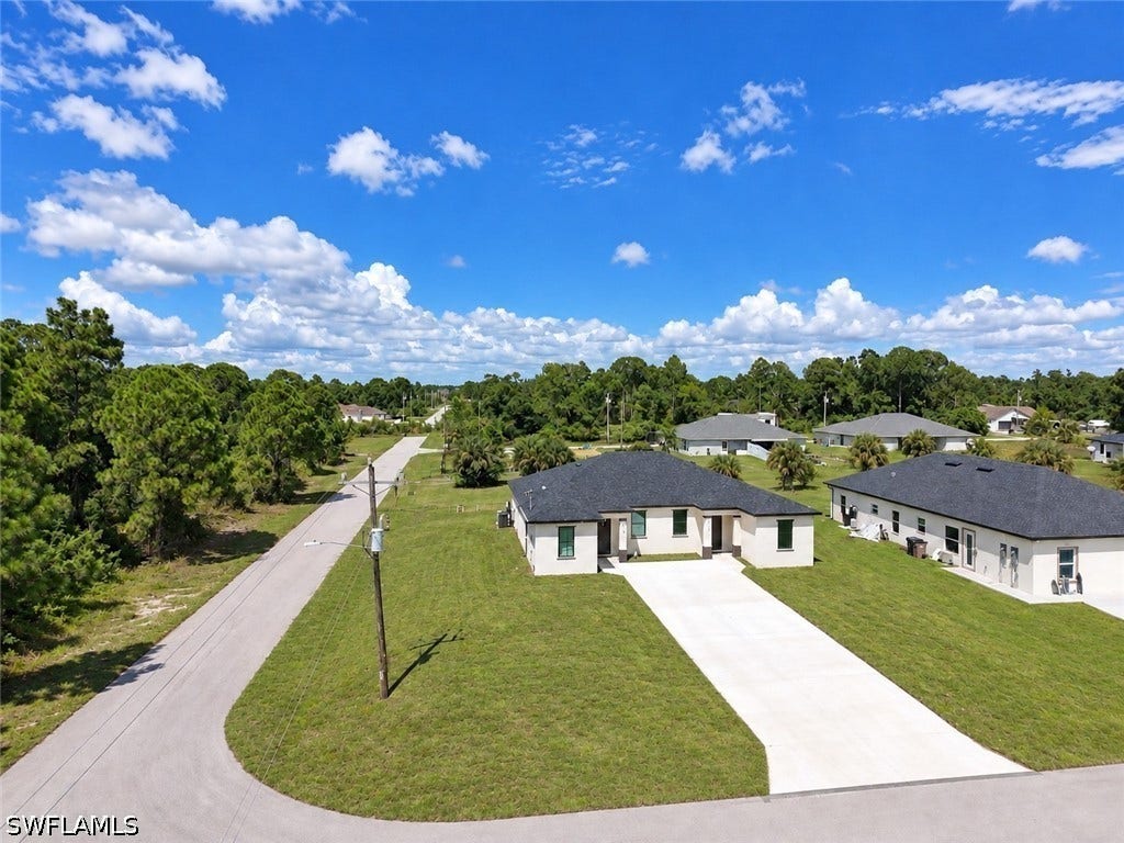 1103/1105 Dean Street E, Lehigh Acres, FL 33974 1103/1105 Dean Street E, Lehigh Acres, FL 33974