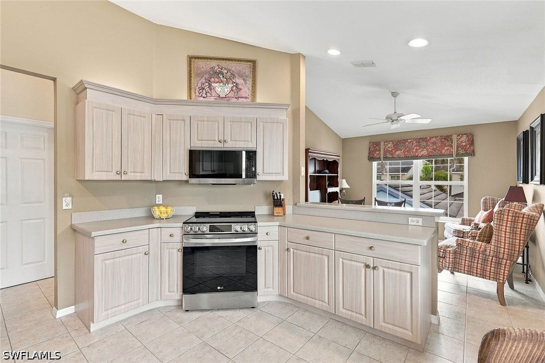 5964 Sand Wedge Lane, #305, Naples, FL 34110