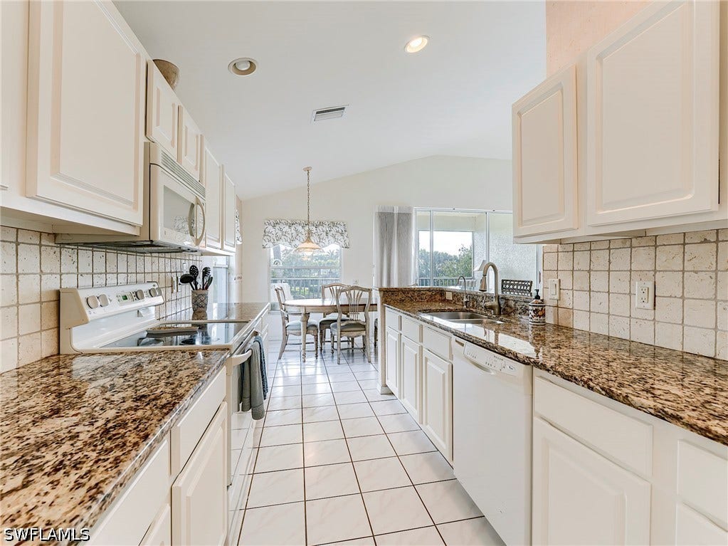 23511 Sandycreek Terrace, #1110, Estero, FL 34135 23511 Sandycreek Terrace, #1110, Estero, FL 34135