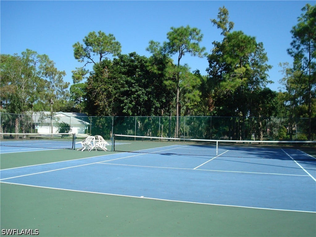 There are two courts available at the beginning of Fox Glen.  They are for the exclusive use of Fox Glen residents and their guests.