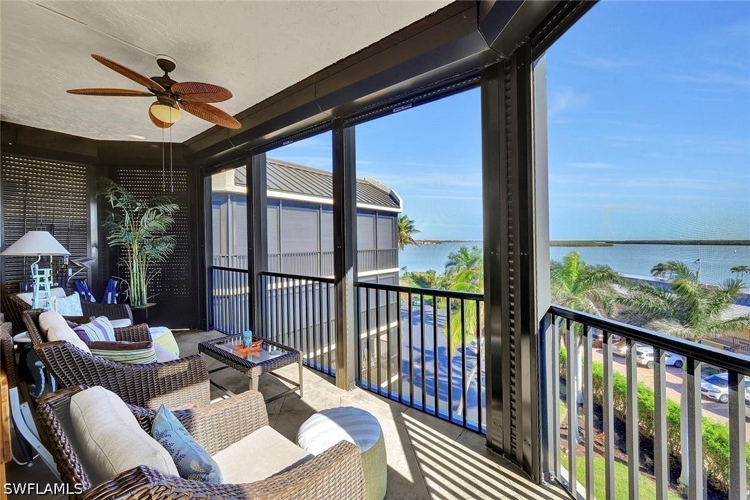 961 Collier Court, #P09, Marco Island, FL 34145