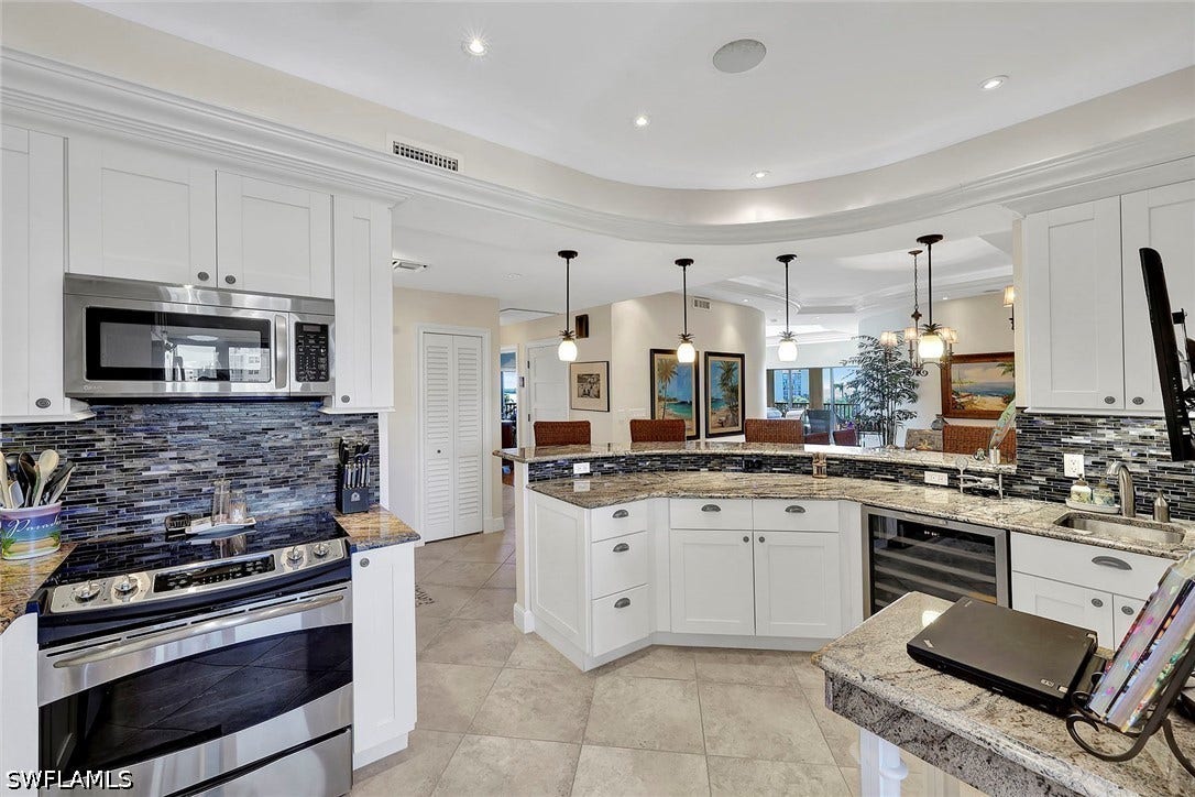 961 Collier Court, #P09, Marco Island, FL 34145