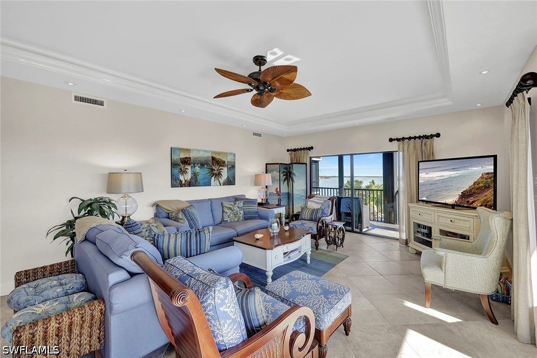 961 Collier Court, #P09, Marco Island, FL 34145