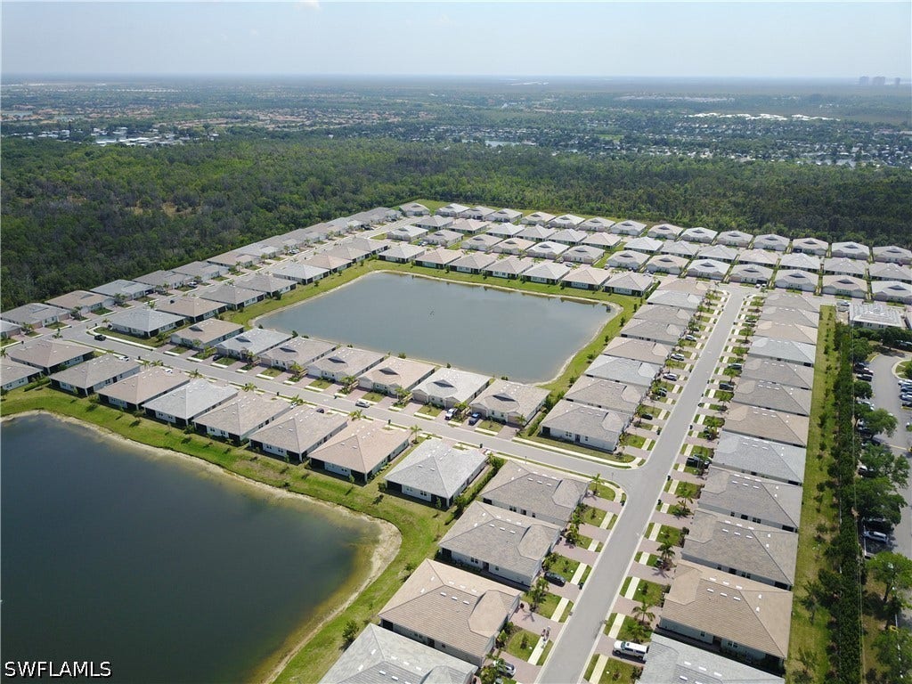 1050 ENBROOK Loop, Naples, FL 34114