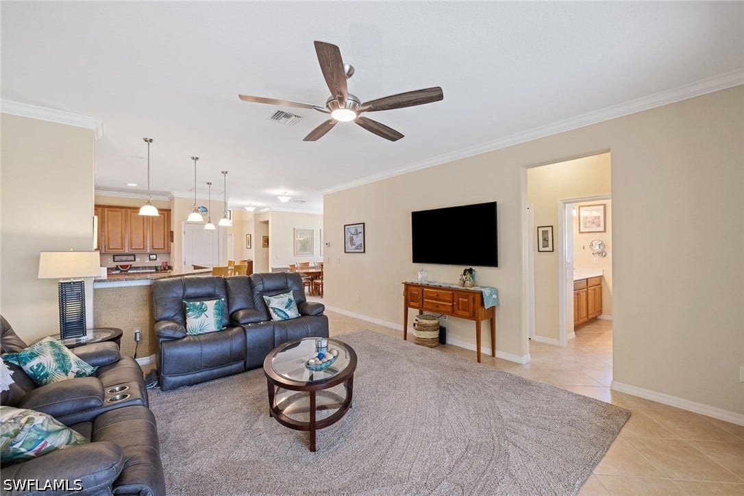 3837 Ruby Way, Naples, FL 34114