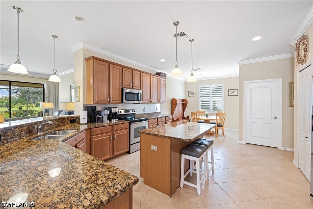 3837 Ruby Way, Naples, FL 34114