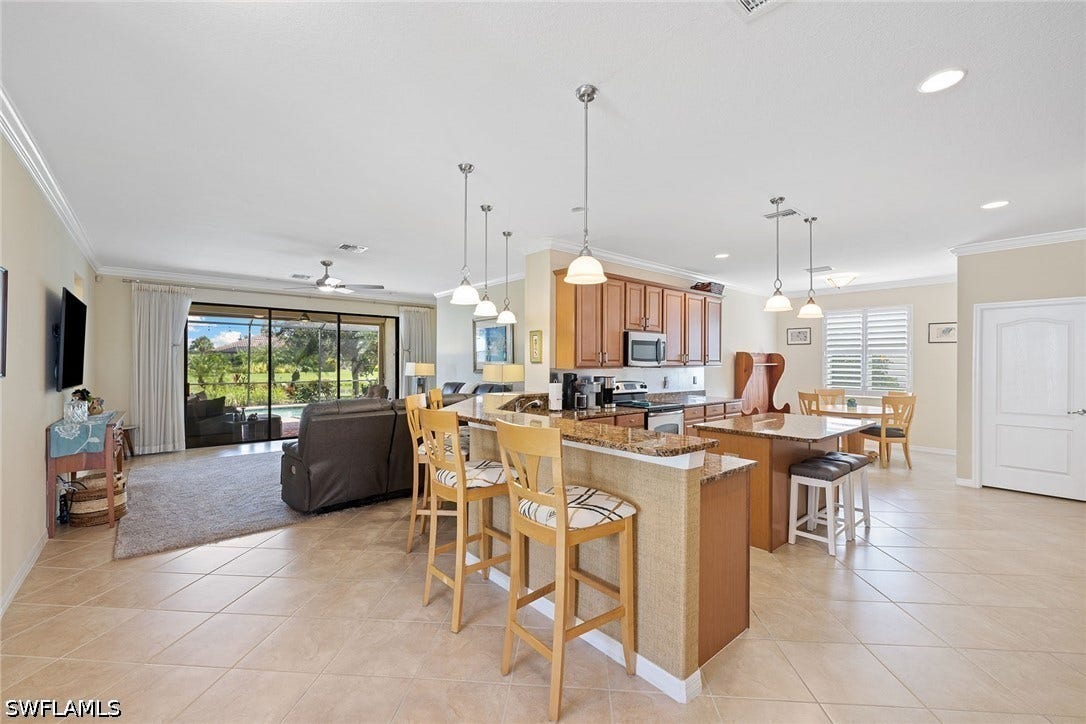 3837 Ruby Way, Naples, FL 34114