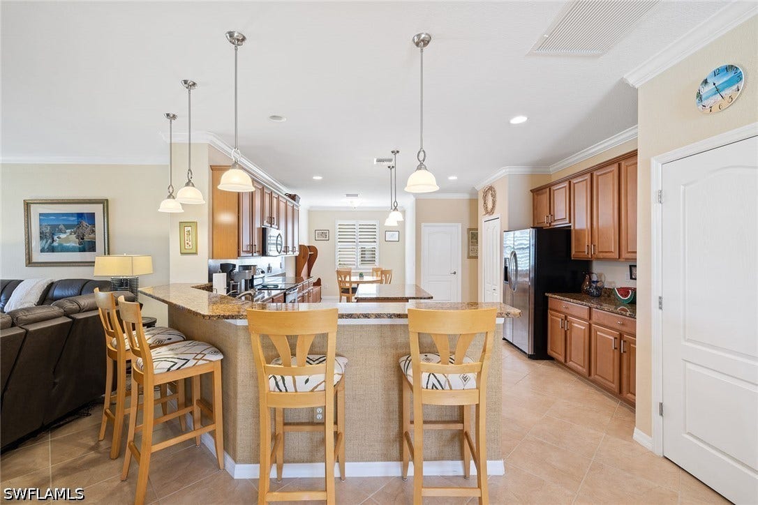 3837 Ruby Way, Naples, FL 34114