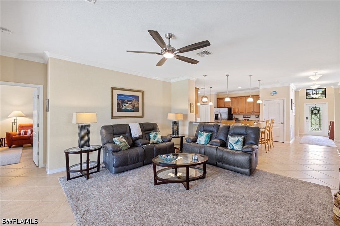 3837 Ruby Way, Naples, FL 34114