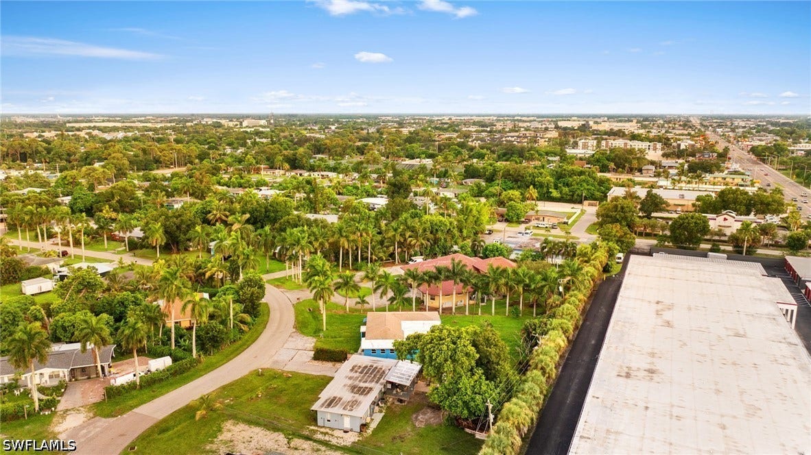 2055 Maravilla Circle, Fort Myers, FL 33901