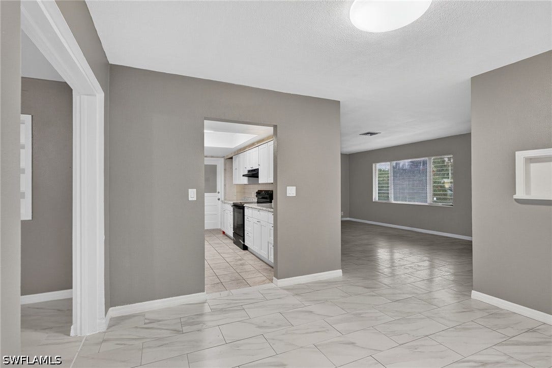 2055 Maravilla Circle, Fort Myers, FL 33901