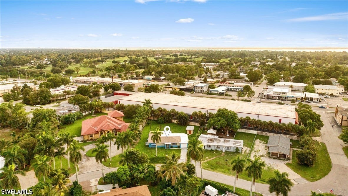 2055 Maravilla Circle, Fort Myers, FL 33901