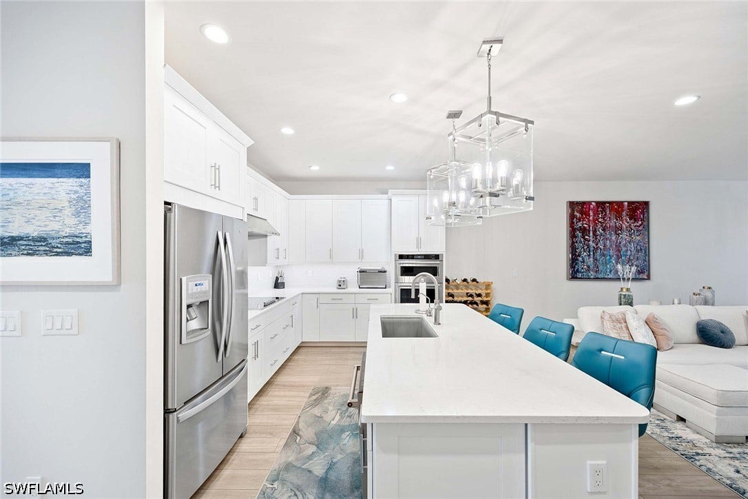 13058 Pembroke Drive, Naples, FL 34105