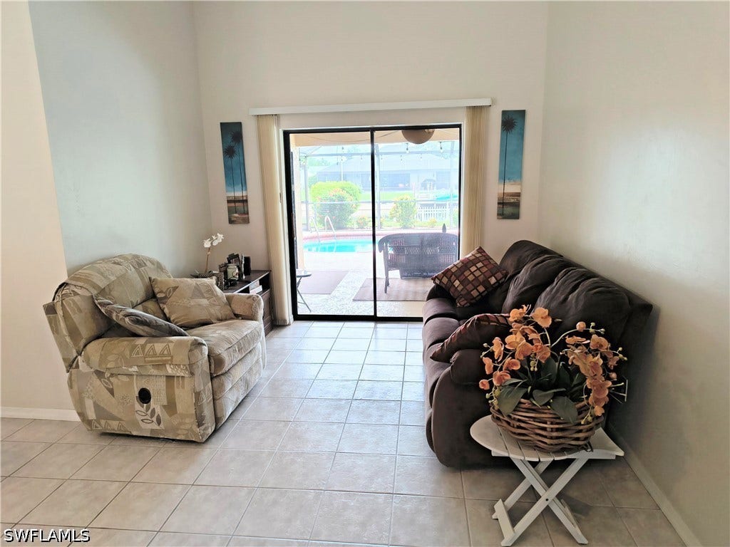 2306 SE 8th Street, Cape Coral, FL 33990