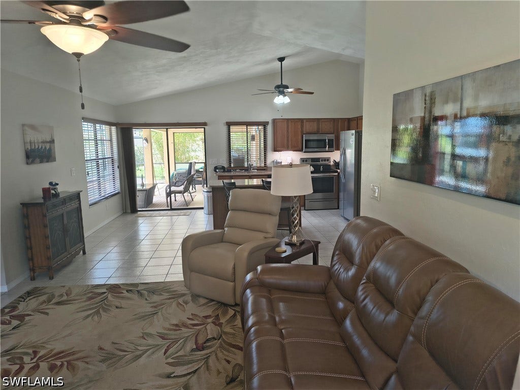 2306 SE 8th Street, Cape Coral, FL 33990