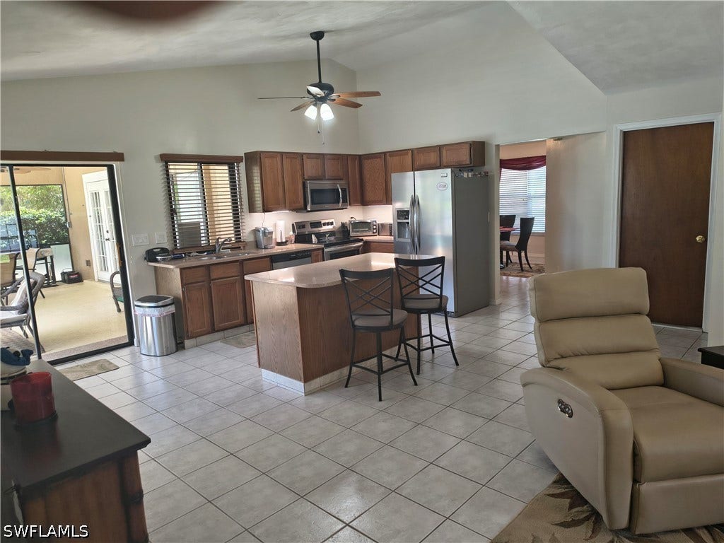 2306 SE 8th Street, Cape Coral, FL 33990