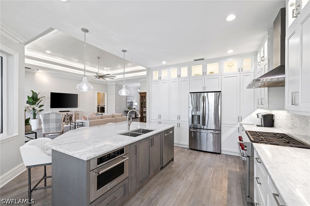 1900 Sandpiper Street, Naples, FL 34102 1900 Sandpiper Street, Naples, FL 34102