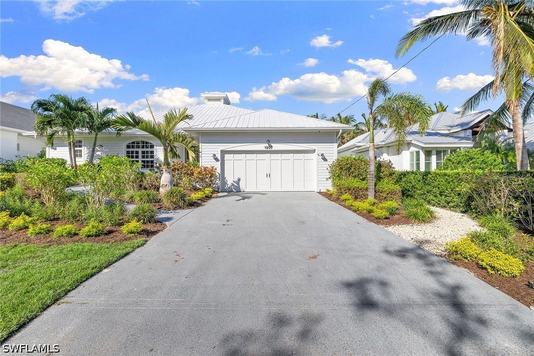 1900 Sandpiper Street, Naples, FL 34102 1900 Sandpiper Street, Naples, FL 34102