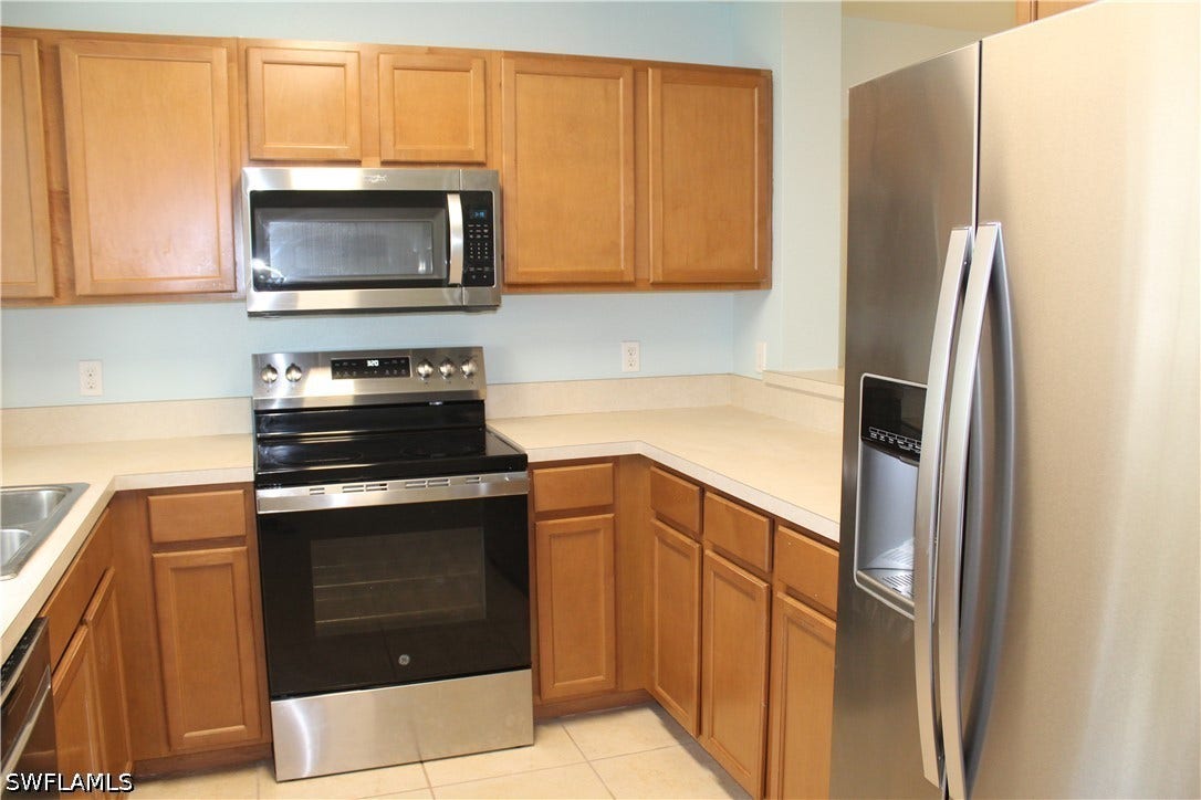 9076 Gervais Circle, #403, Naples, FL 34120