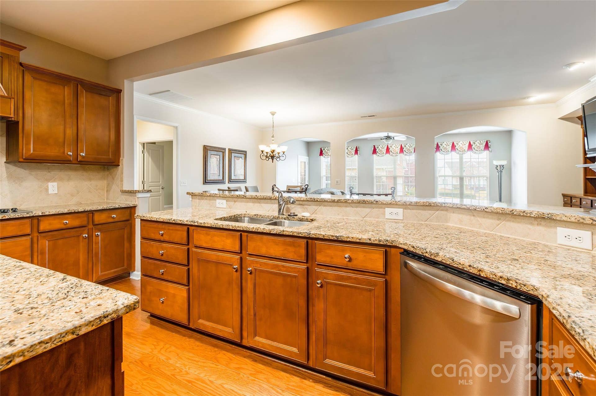 2050 Yellowstone Drive, Fort Mill, SC 29707 2050 Yellowstone Drive, Fort Mill, SC 29707