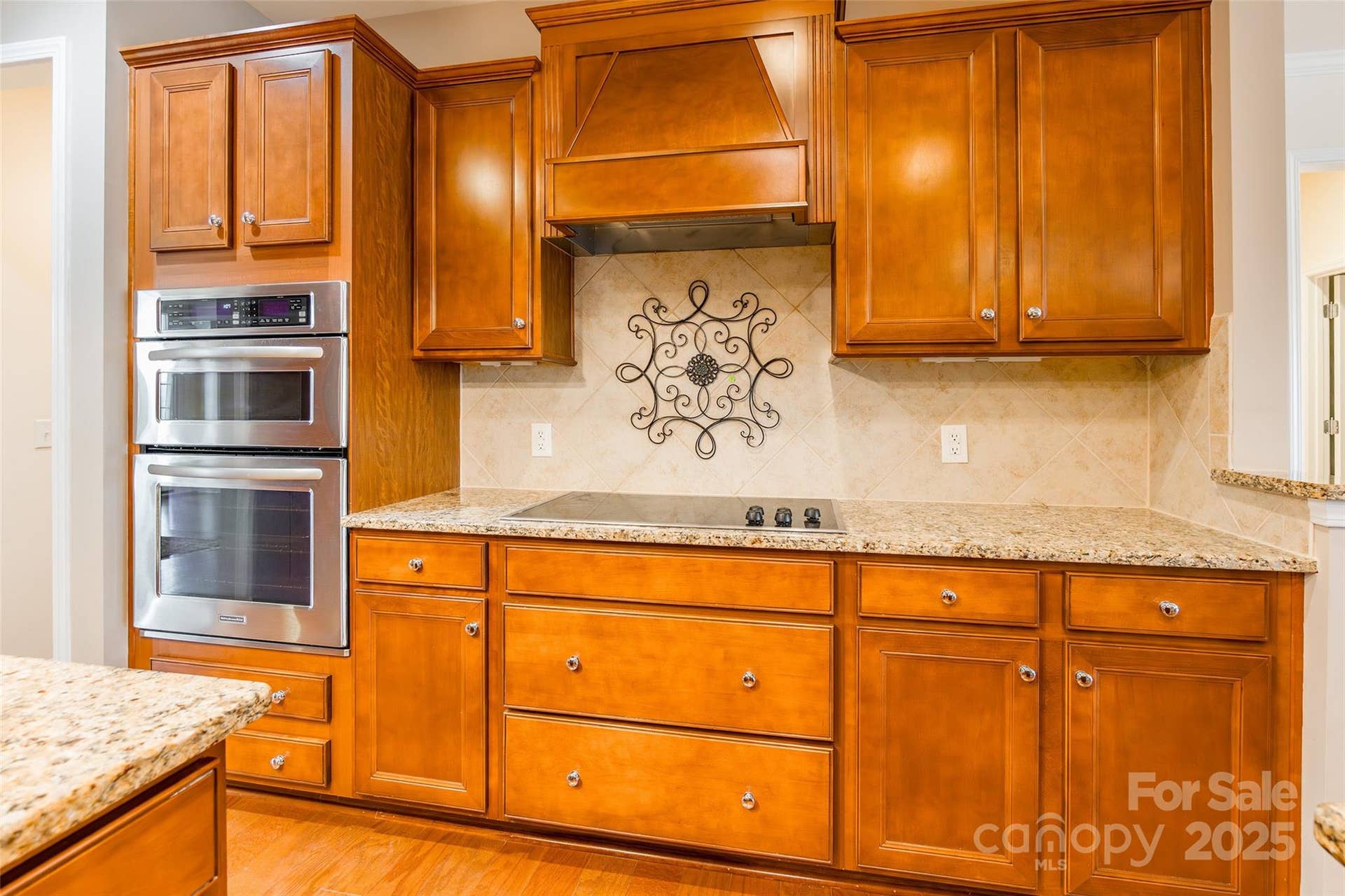 2050 Yellowstone Drive, Fort Mill, SC 29707 2050 Yellowstone Drive, Fort Mill, SC 29707