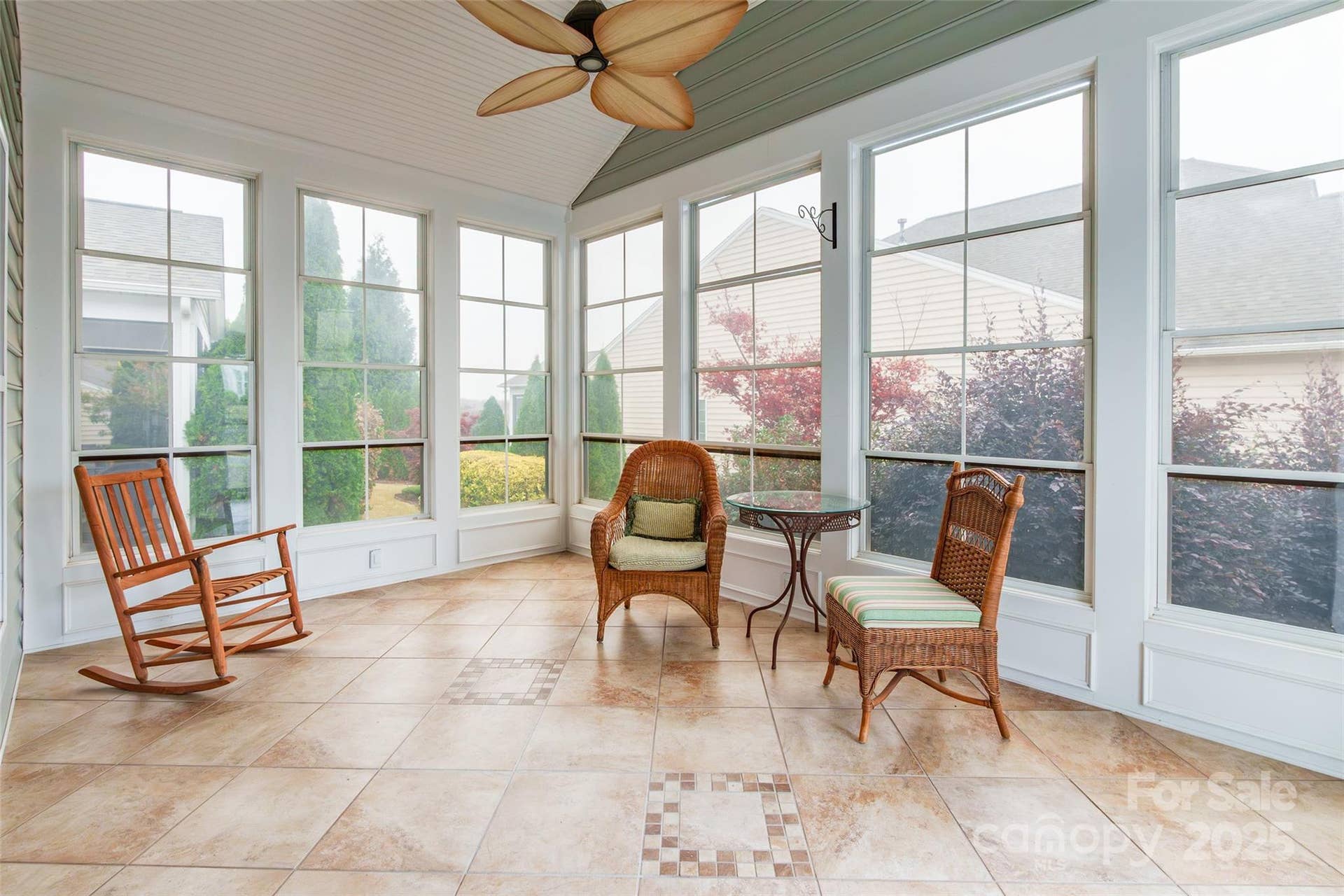 2050 Yellowstone Drive, Fort Mill, SC 29707 2050 Yellowstone Drive, Fort Mill, SC 29707