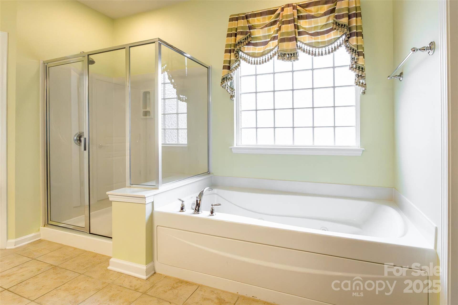 2050 Yellowstone Drive, Fort Mill, SC 29707 2050 Yellowstone Drive, Fort Mill, SC 29707