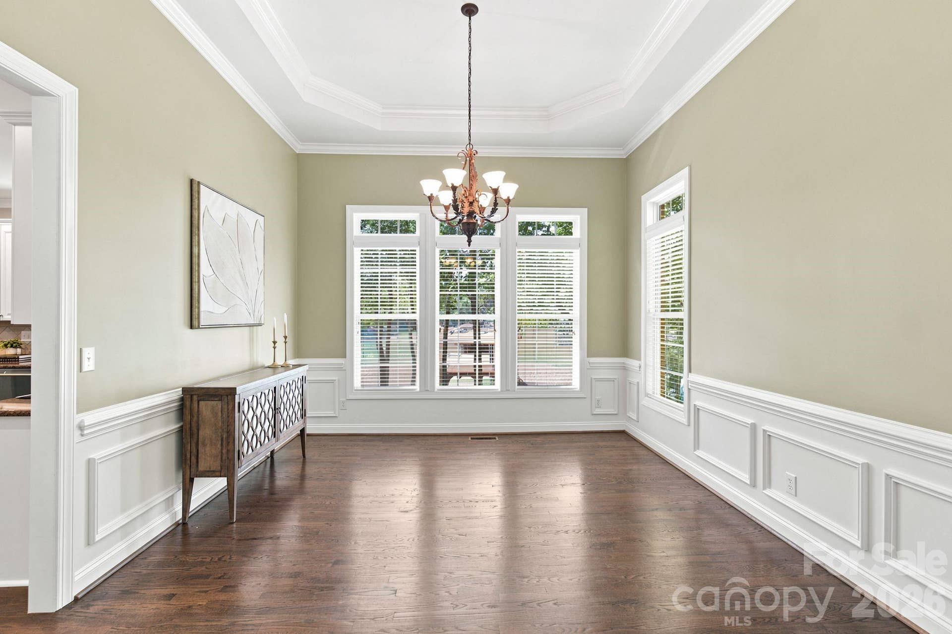 Dining room with lake views!