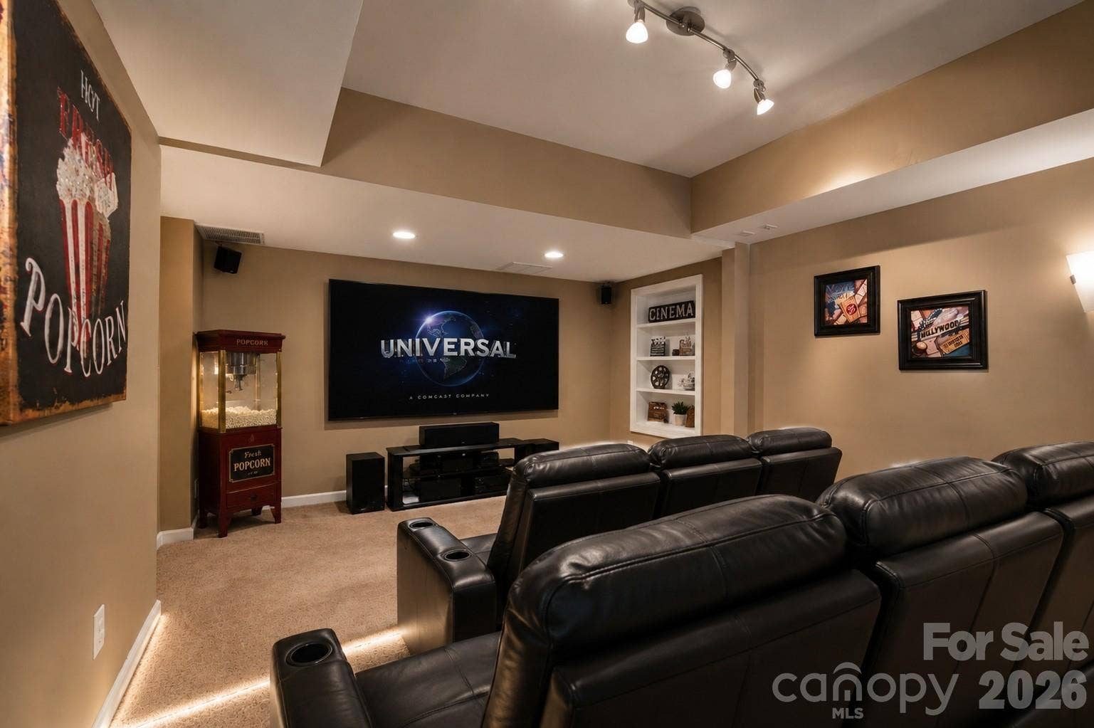 Virtually staged media room