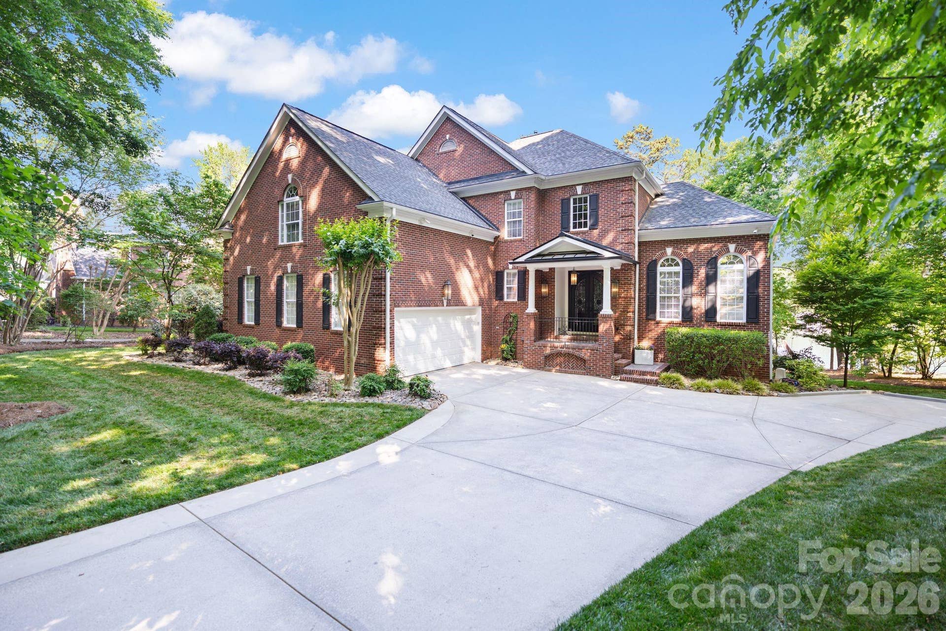 Waterfront home with basement situated on a private cul-de-sac lot