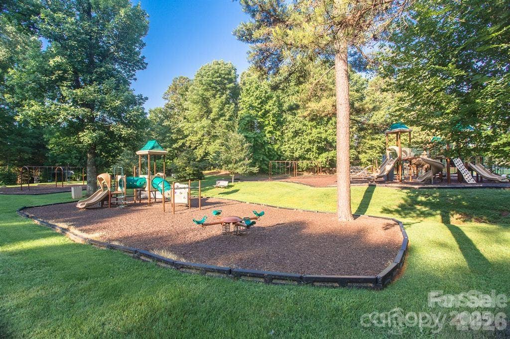 47 Heritage Drive, Clover, SC 29710