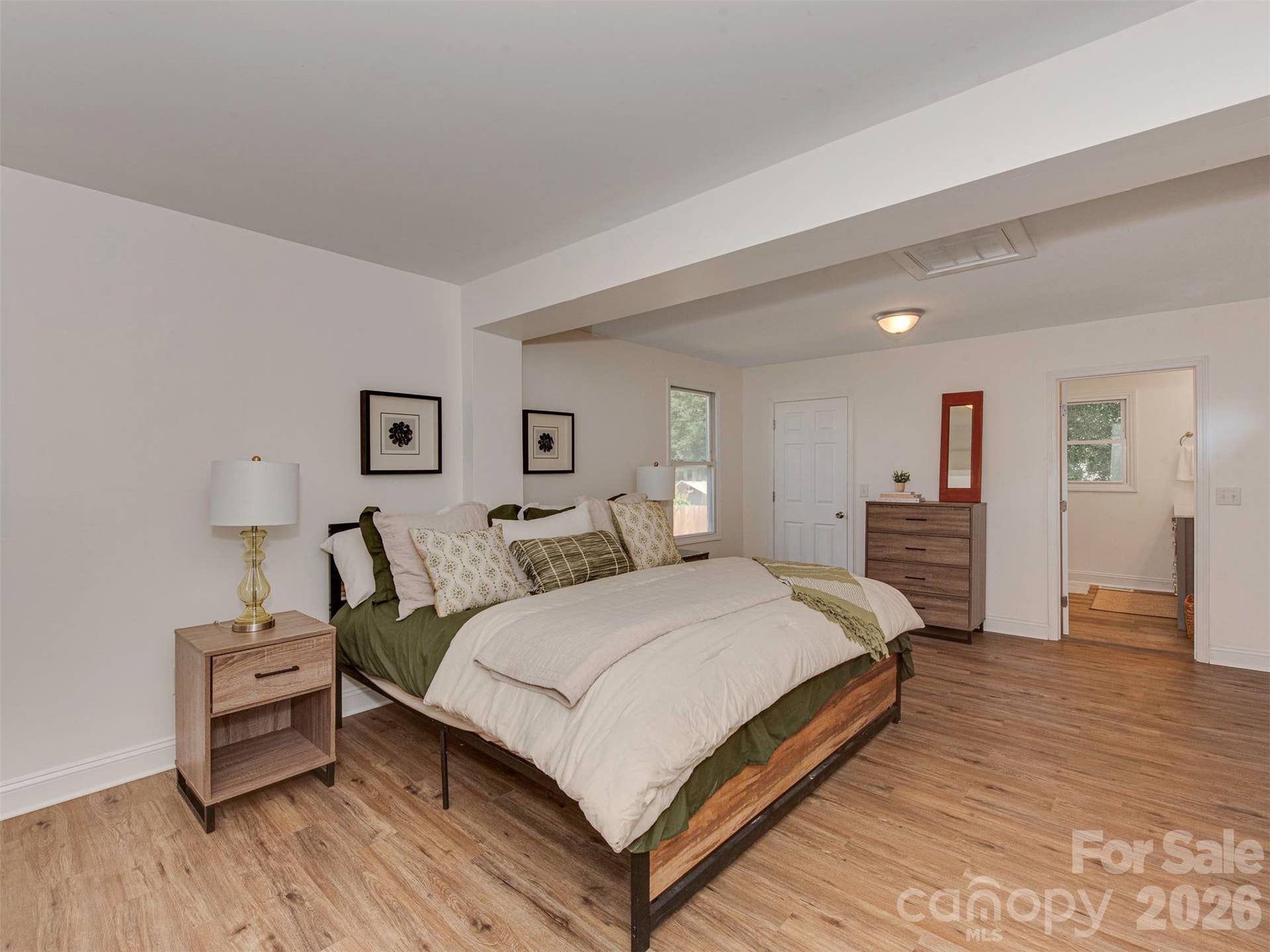 4014 Fieldcrest Road, Charlotte, NC 28217
