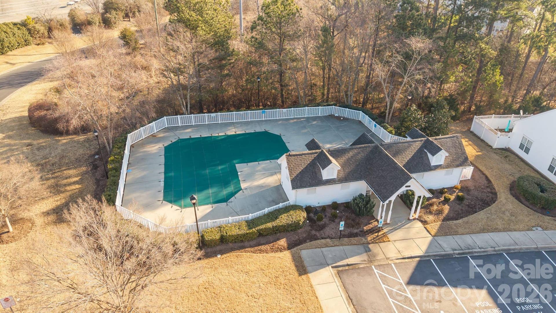 The community pool in Cole Creek gives residents a convenient place to relax, cool off during warm Carolina summers, and enjoy time with neighbors.