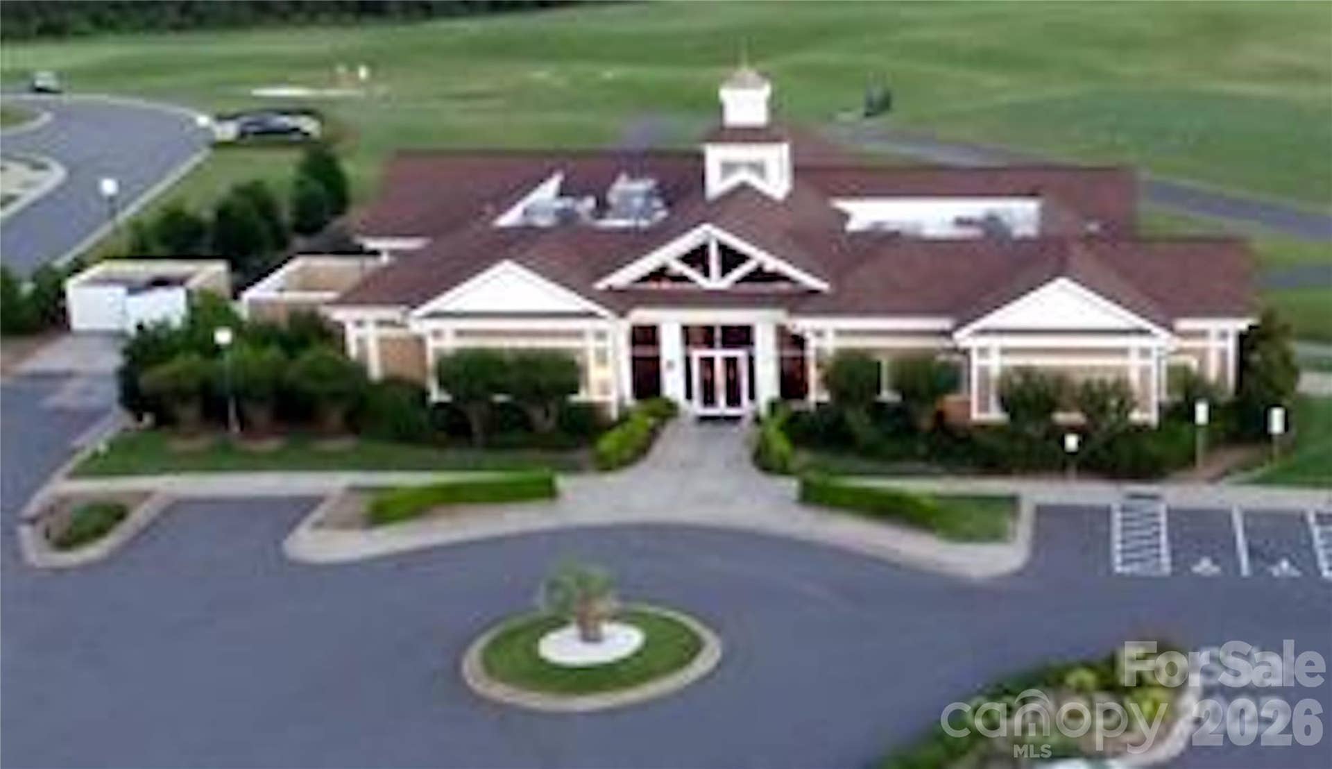 57106 Nightingale Way, Indian Land, SC 29707 Sun City Carolina Lakes Golf Club is a public course that offers discounts to residents. The restaurant offers a great view of the golf course and is often used for community activities.