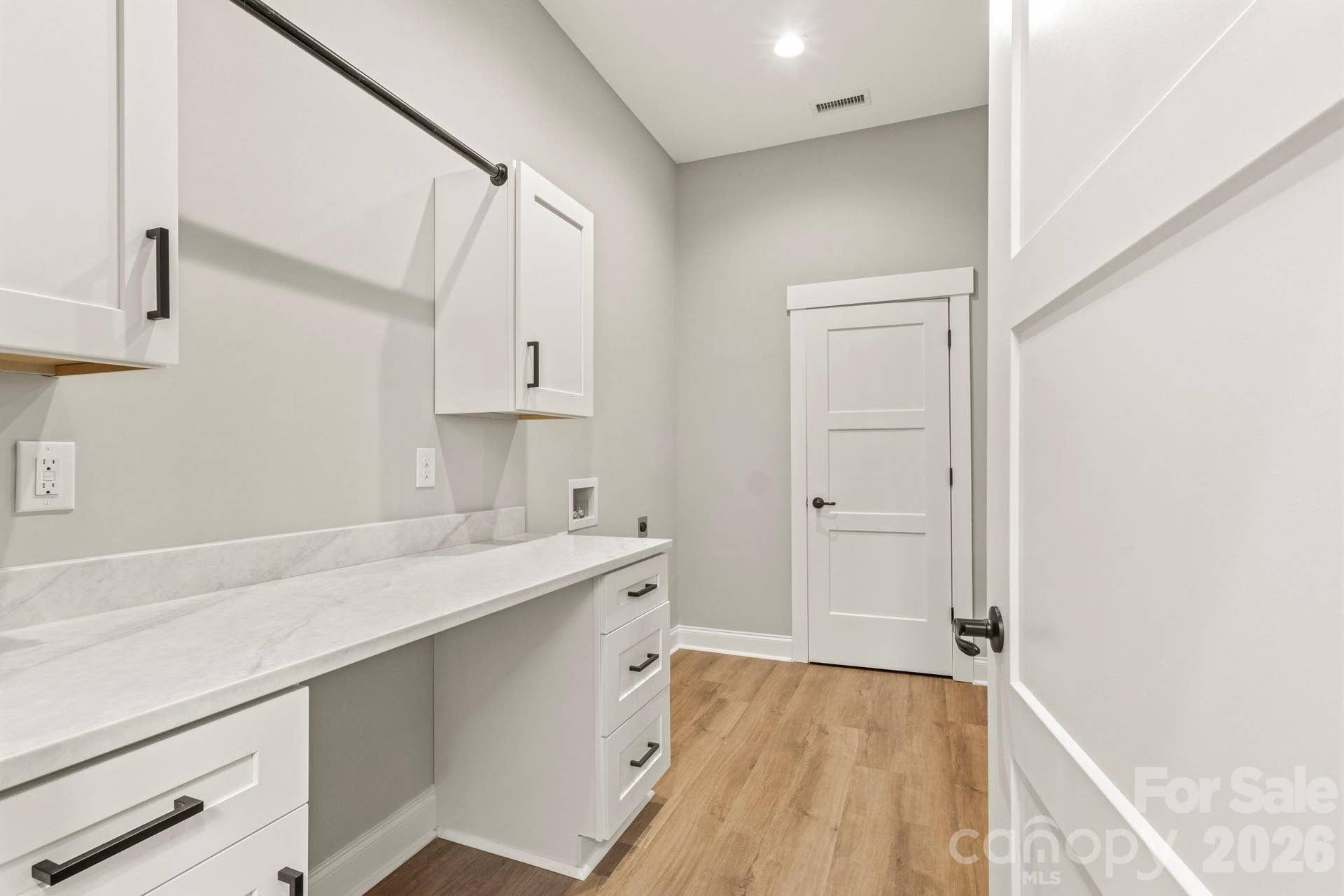 436 Riddle Mill Road, Clover, SC 29710 Laundry