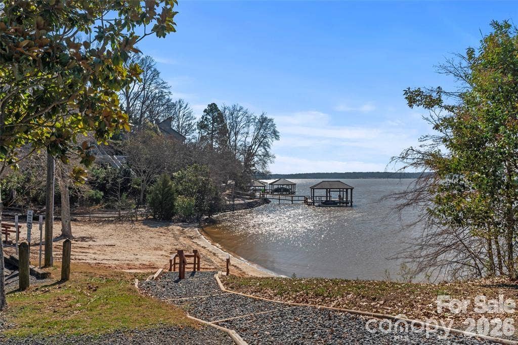 26030 Misty Way Drive, Tega Cay, SC 29708 Close Prioximity to Windjammer park and beach!