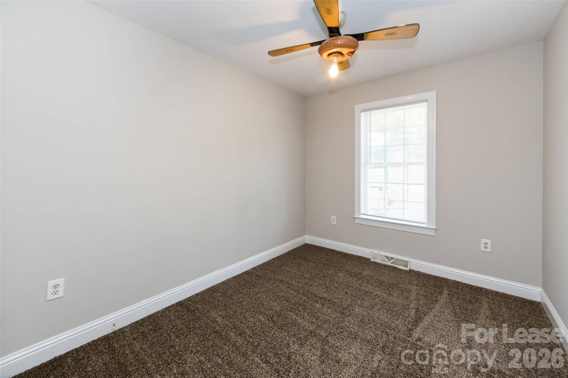 814 King Arthur Drive, Gastonia, NC 28056 814 King Arthur Drive, Gastonia, NC 28056