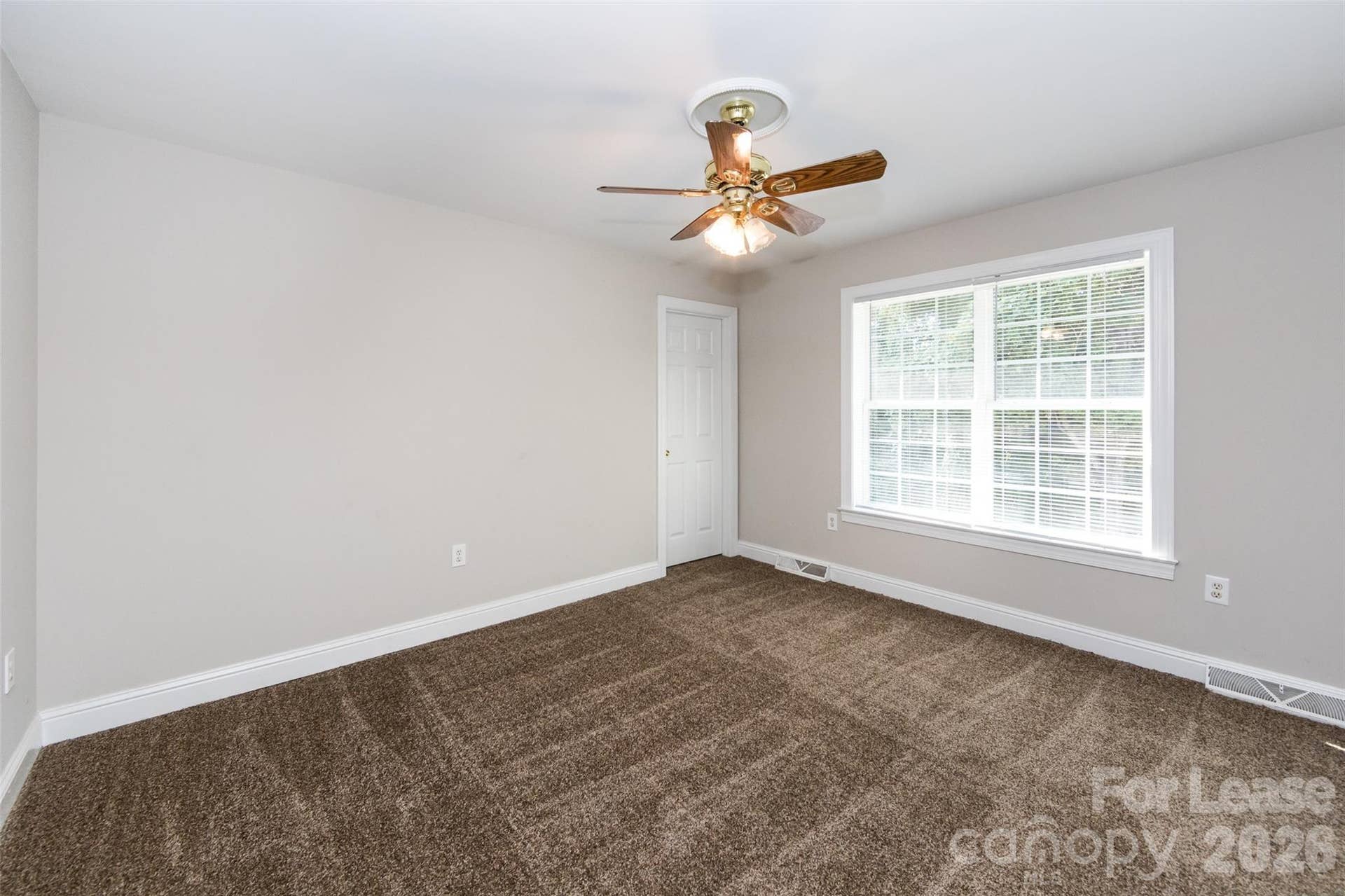 814 King Arthur Drive, Gastonia, NC 28056 814 King Arthur Drive, Gastonia, NC 28056