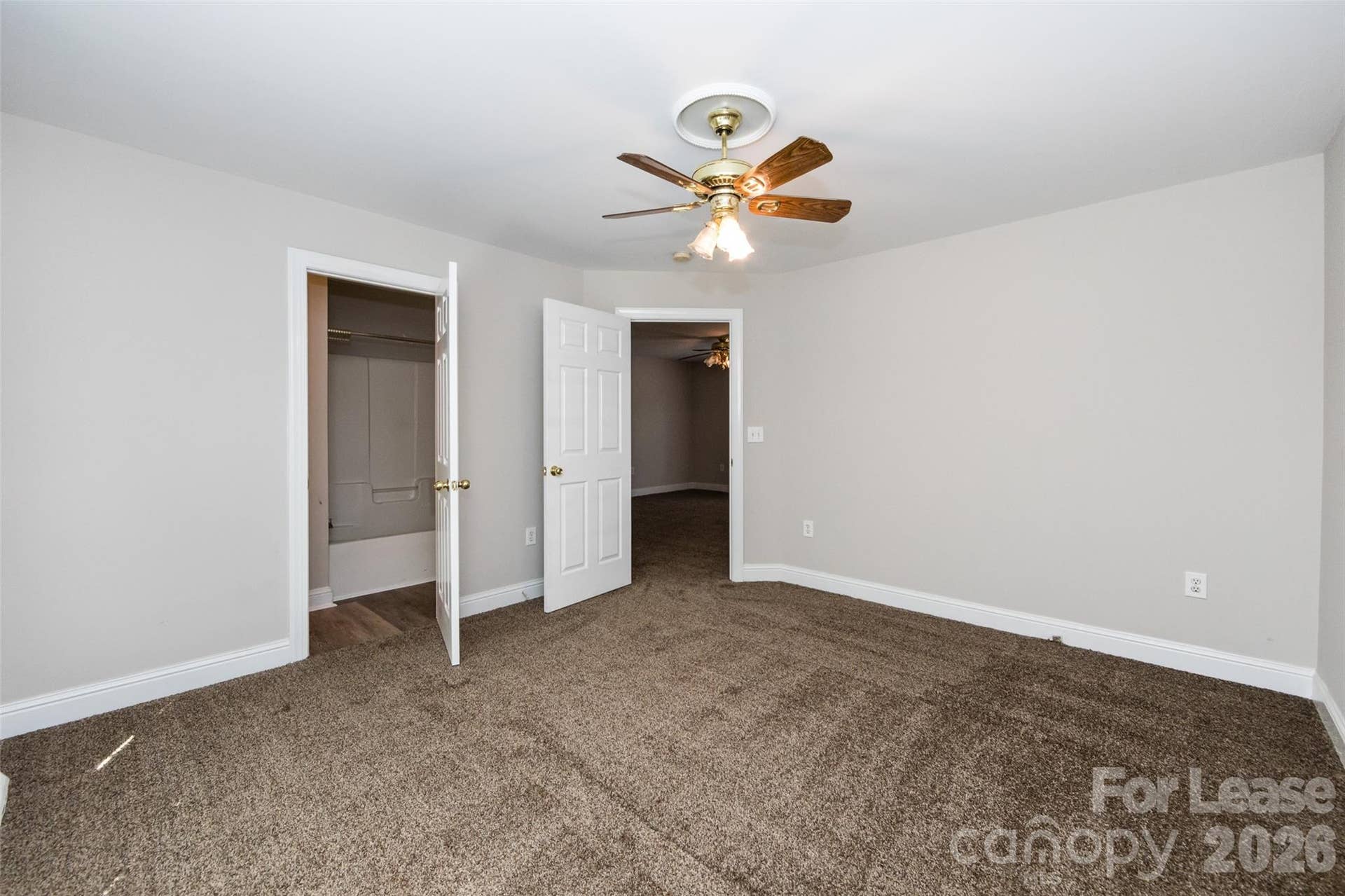 814 King Arthur Drive, Gastonia, NC 28056 814 King Arthur Drive, Gastonia, NC 28056