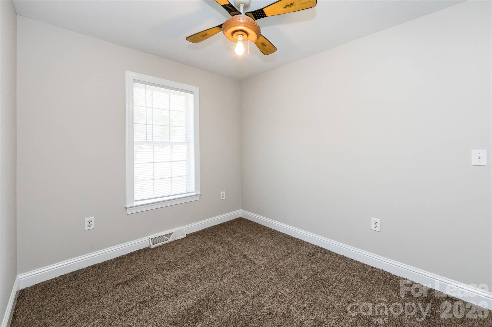 814 King Arthur Drive, Gastonia, NC 28056 814 King Arthur Drive, Gastonia, NC 28056