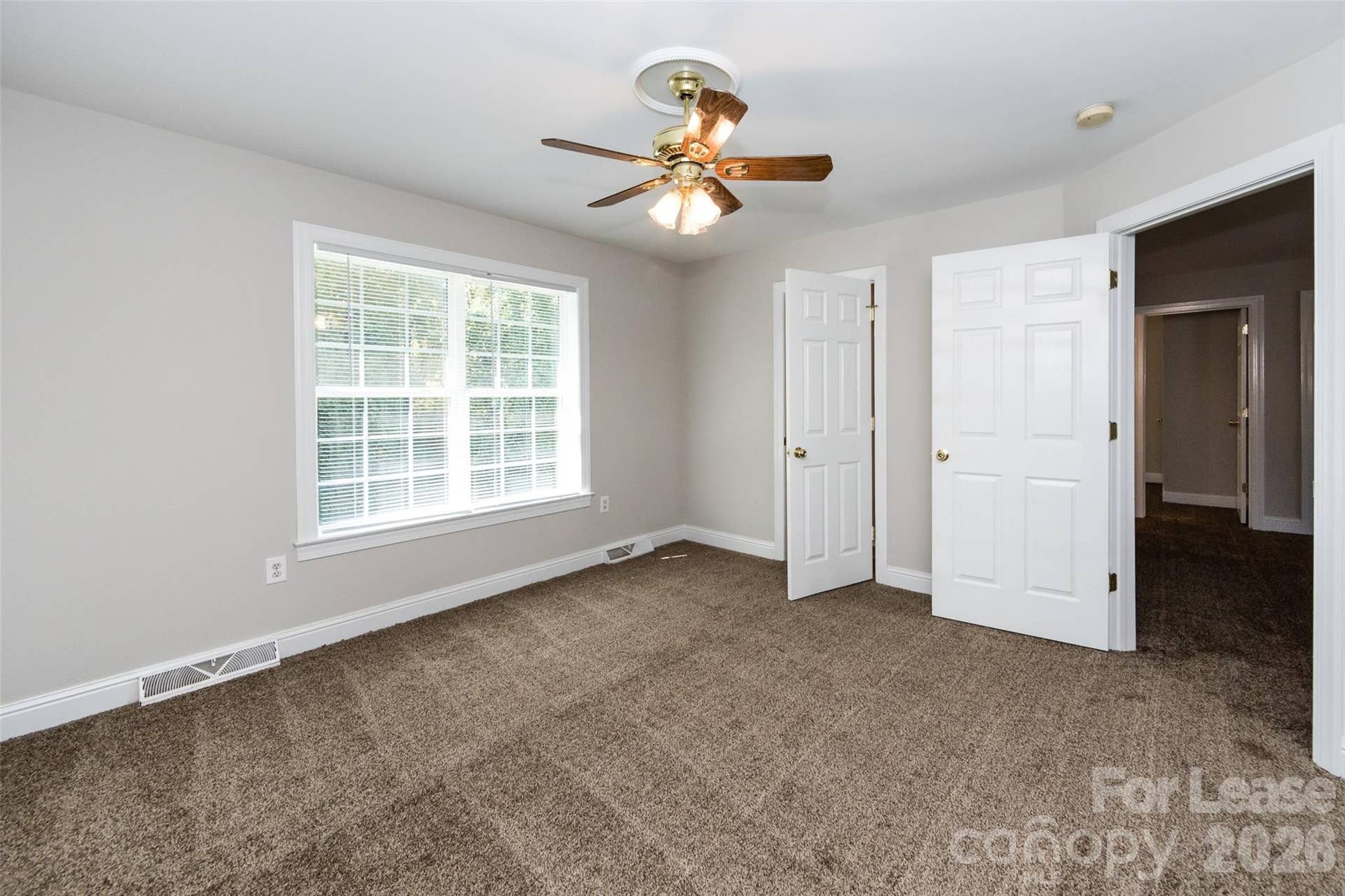 814 King Arthur Drive, Gastonia, NC 28056 814 King Arthur Drive, Gastonia, NC 28056